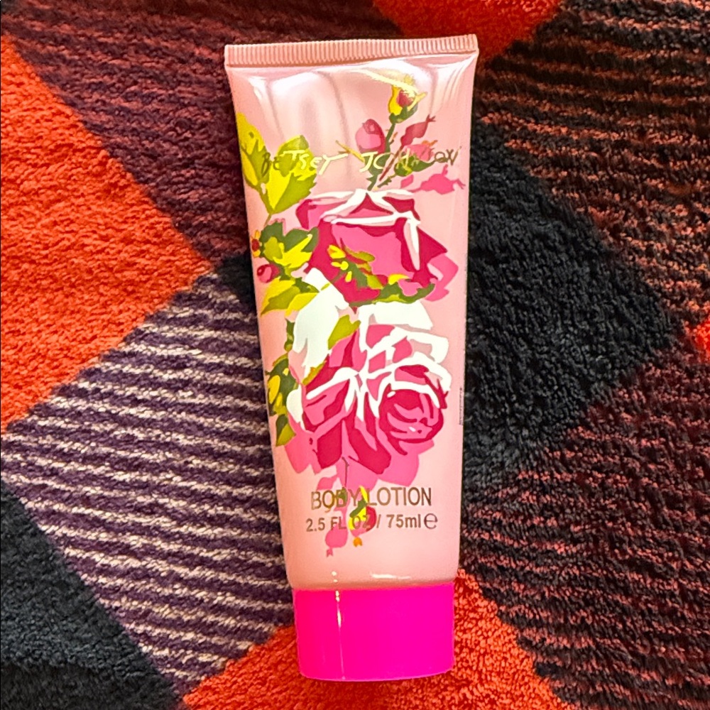 Betsey Johnson Pink & Green Floral Body Lotion. 2.5fl oz. Brand new